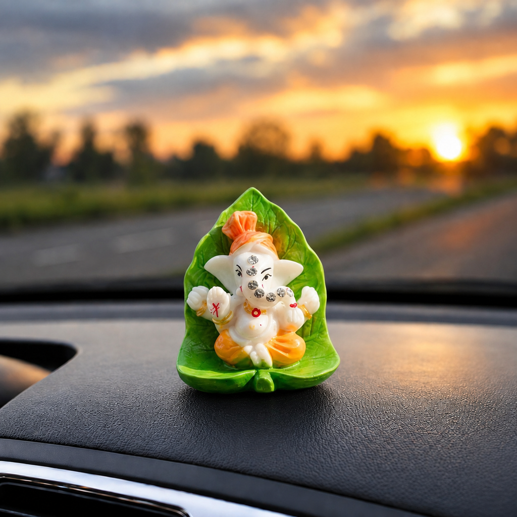 Mini Ganpati Bappa Murti - Cute Ganesha Leaf Idol