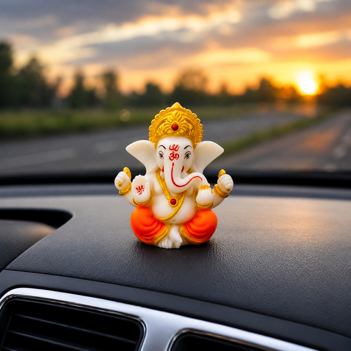 Shri Ganpati Bappa Blessing Murti for Home, Office & Car