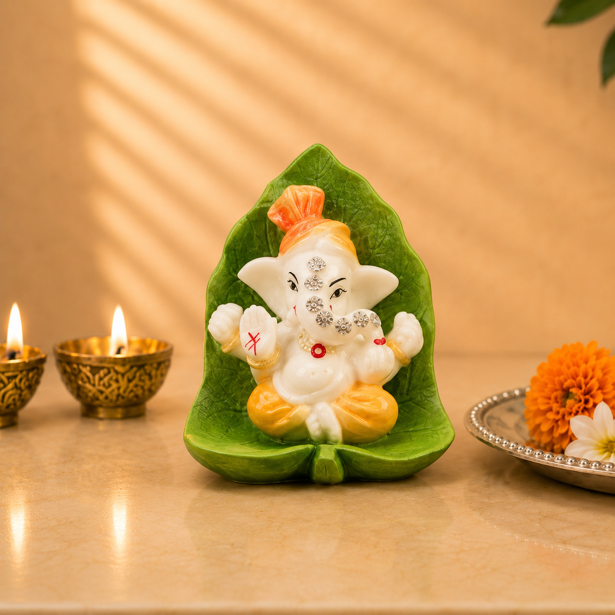 Mini Ganpati Bappa Murti - Cute Ganesha Leaf Idol