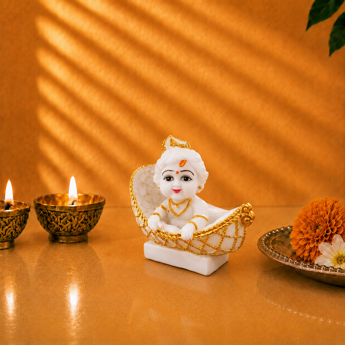 Makhan Chor Krishna Jhula Idol